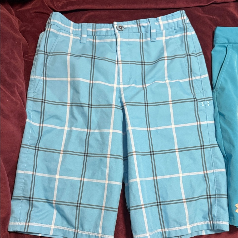 Under Armour 2 Pairs of Golf Shorts Plaid Boys Size Youth Large